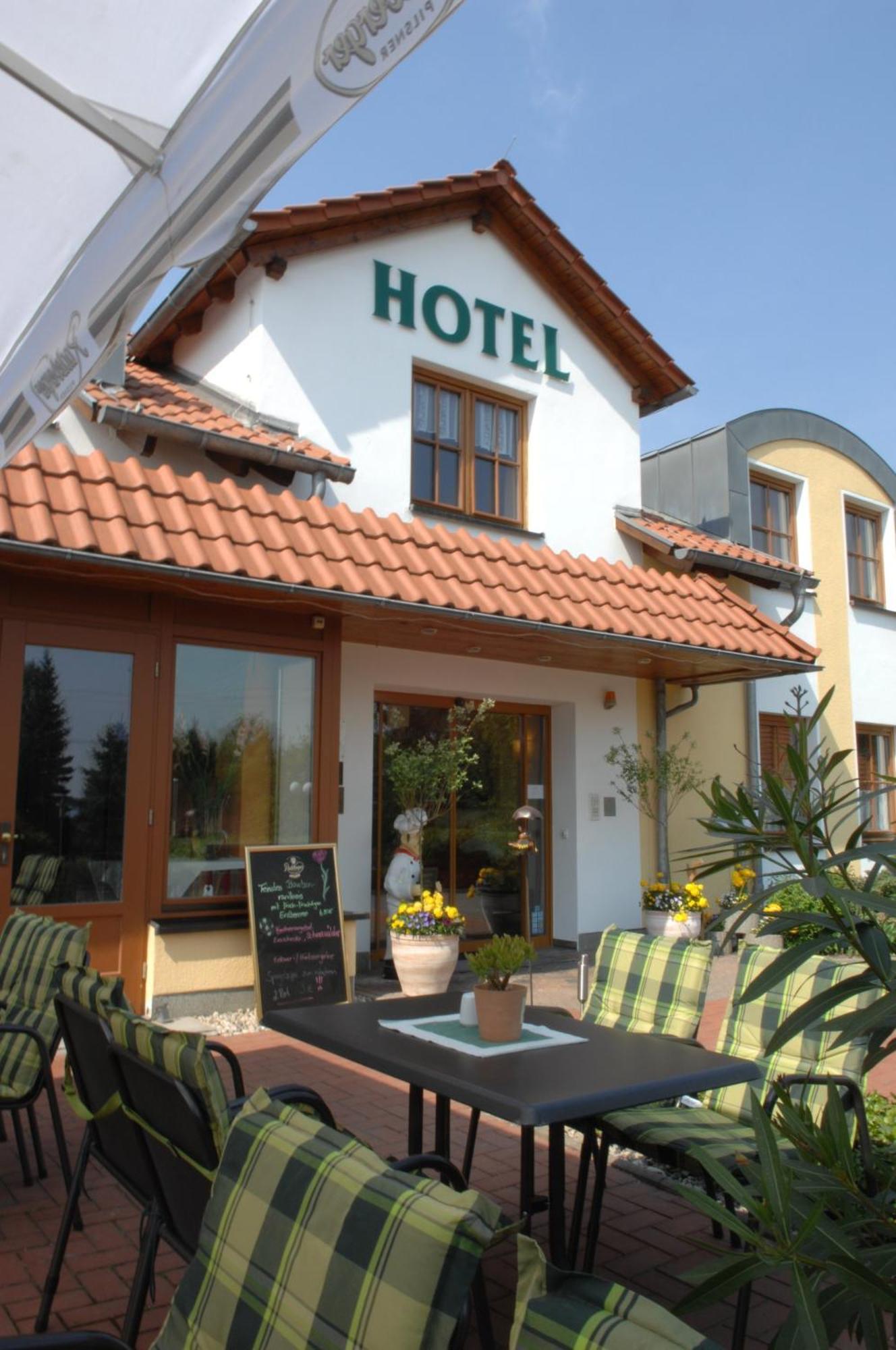 Landhotel Dresden Exterior foto